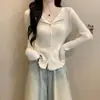 Top de punto casual dulce coreano de estilo perezoso, falso dos piezas con encaje, para adelgazar, novedad Primavera 2026