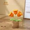 Planta en maceta de lirios del valle tejida a mano, producto terminado de flor artificial tejida con lana, decoración de escritorio, regalo creativo, suministro de fábrica