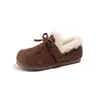 Zapatos infantiles de forro polar estilo coreano, zapatos de algodón de invierno para niñas, zapatos para niños, zapatos retro estilo Birkenstock para bebés y zapatos esponjosos de doble capa.