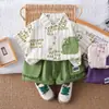 Traje de Verano 2025 Nuevo Estilo Ropa para Bebé Niños Camisa con Letras para Bebé Conjunto de Dos Piezas de Manga Corta Moderno al Por Mayor