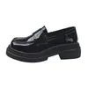 Mocasines negros de piel suave genuina para mujer, estilo slip-on, nuevo modelo otoño 2026, zapatos pequeños de piel, estilo británico, zapatos planos retro versátiles