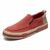 Zapatos de trabajo cómodos sin cordones, nuevos zapatos de otoño para hombre, zapatillas de lona de moda versátiles, zapatillas transpirables planas de corte bajo