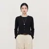 Novo Cardigã de Lã Fina com Gola Redonda e Borda Enrolada, Estilo Inverno Feminino, com Botões, Tricô Fino de Caimento Ajustado, Casaco Emagrecedor e Confortável