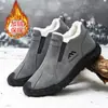 Nuevos zapatos casuales deportivos de otoño para hombre con aumento interno de altura, zapatos de talla grande para hombre, zapatos slip-on de caña alta con suela blanda para hombres de mediana edad y ancianos