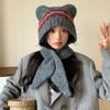 Gorro de lana de punto con diseño de oso estilo coreano para mujer, conjunto de cuello cálido de otoño e invierno, gorro y bufanda con protección para las orejas integrada, gorro con protección para el cuello.