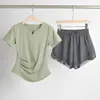 Conjunto Fitness de Verão Feminino Profissional Plus Size Corrida Secagem Rápida Pilates Yoga Treinamento Roupa Esportiva Top de Manga Curta com Decote V