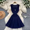 Vestido de malha floral sem mangas com gola U estilo coreano para mulheres, novo vestido elegante de corte A slim-fit para o verão de 2026 para o trabalho