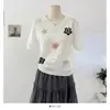 Suéter de Tricô Redondo com Flores 3D Bordadas em Strass, Doce e Elegante, Manga Curta, para Mulheres, Primavera 2026, Pulôver Slim