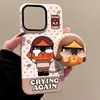 Lindo Avatar de Bebé Llorando de Cabello Castaño Soporte Magnético Adecuado para Teléfono Móvil Magsafe con Fuerte Adsorción en Escritorio para Personas Perezosas