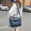 Bolso bandolera para hombre de mezclilla con textura retro, bolso pequeño portátil moderno 2025 nuevo, casual versátil, para teléfono móvil, bolso de hombro para mujer