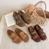 Zapatos Bajos Individuales Retro de Gamuza Francesa para Mujer Otoño 2026 Nuevos Planos de Doble Uso Suela Suave Punta Redonda Mary Janes Birkenstocks
