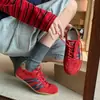 Zapatos Casuales de Suela Plana Bajos Estilo Coreano Zapatos para Mujer Argan 2026 Nuevo Otoño Versátiles con Cordones Zapatos de Tabla para Estudiante Zapatos de Entrenamiento Alemanes