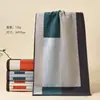 Toalhas Jacquard Color Block para Homens e Mulheres, Adequadas para Uso Doméstico, Macias, Não Soltam Fiapos, Toalhas de Rosto e Banho Absorventes, Disponíveis para Atacado com Logo Bordado
