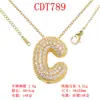 Moderna y Versátil Colgante de Alfabeto Inglés de 26 Letras con Microincrustaciones de Cobre Puro Cadena para Clavícula Suministro Directo Joyería de Collar para Mujer