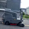 Barredora de Conducción Tres Cepillos Alta Eficiencia Ahorro de Tiempo Ahorro de Mano de Obra Uso en Múltiples Escenas Exteriores Operación Inteligente Automática