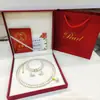 Colar e pulseira de pérola de água doce e calcedônia naturais de alta qualidade, presente de Dia das Mães para namorada, luxo leve com toque de alta qualidade, atacado direto da fonte