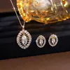 Set de Collar y Pendientes de Circonita de Lujo Ligero Nuevo para Novia Vestido de Boda Accesorios Estilo Europeo Colgante y Pendientes Super Brillantes Moda Alto