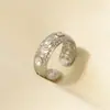 Anillo de apertura de alto diamante de moda de acero inoxidable 304 para mujer, estilo frío simple, anillo con baño de oro de 18 quilates, joyería en stock