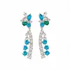 Set de Pendientes y Collar de Flor con Incrustaciones de Diamantes Vintage, Exquisita y Elegante Cadena para la Clavícula, Set de Joyería de Lujo Ligero de Nicho para Mujeres
