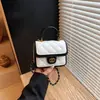 Bolso Pequeño Cuadrado Acolchado con Cadena Estilo Chanel de Alta Gama, Bolso Transfronterizo para Niños, Bolso de Hombro Cruzado de Moda para Niñas