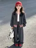 Conjunto Esportivo Infantil Feminino Estilo Primavera e Outono 2026 Novo Estilo Coreano Infantil Elegante Super Bonito Roupas de Outono Conjunto de Duas Peças para Meninas Crianças Grandes