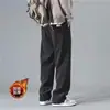 Pantalones de pana de estilo americano de moda transfronterizos para hombre, pantalones deportivos de pierna recta forrados de forro polar para otoño e invierno, pantalones casuales