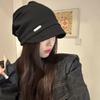 Sombrero de estilo japonés para niños, otoño e invierno, liso, pequeño, Baotou, moda de Internet, rojo y negro, para todo tipo de clima, sombrero de luna