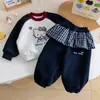 Sudadera de Felpa con Forro de Felpa para Niñas Coreanas de Invierno, Dibujos Animados Lindos y Dulces de Kt Cat + Conjunto de Leggings de Cuadros tipo Linterna con Forro de Felpa
