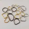 Venta al por mayor del fabricante Hebilla Metálica en D Bolso Hyuna Hebilla Semicircular Accesorios de Ferretería para Equipaje Anilla en D Hebilla Cuadrada Hebilla Japonesa en Stock