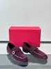 Mocasines de ante de lujo ligero estilo italiano para hombre FRGM hebilla de metal zapatos de cuero slip-on zapatos cruzados de comercio exterior zapatos perezosos