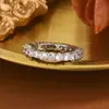 Design Minimalista de Anel de Zircônia Luxuosa Joias Tendência Simples de Casal Joia de Anel Fechado Totalmente Cravejada de Diamantes para Mulheres