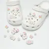 Novos chaveiros de resina para tamancos no atacado: designs fofos de desenhos animados, flores versáteis para sapatos em formato de borboleta, flores bolha e decorações de animais
