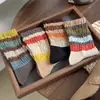 Calcetines para Otoño e Invierno, Media Pantorrilla, Sueltos, No Aprietan, Calcetines Largos, Estilo Perezoso, Estilo de Celebridad de Internet de Moda, Versión Coreana Ins, Rayados Arcoíris Retro