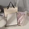 Nova Caixa de Presente Criativa com Lenço de Tinta Lenço Roupas Bronzear Caixa Portátil Exquisita Tampa Céu e Terra terno Caixa de Presente