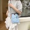 Bolsa Quadrada Pequena de Trabalho para Homens e Mulheres 2025 Novo Estilo Trendy Coreano Estudante Telefone Celular Estilo Japonês Comutador Pequena Fresca Transversal Lona