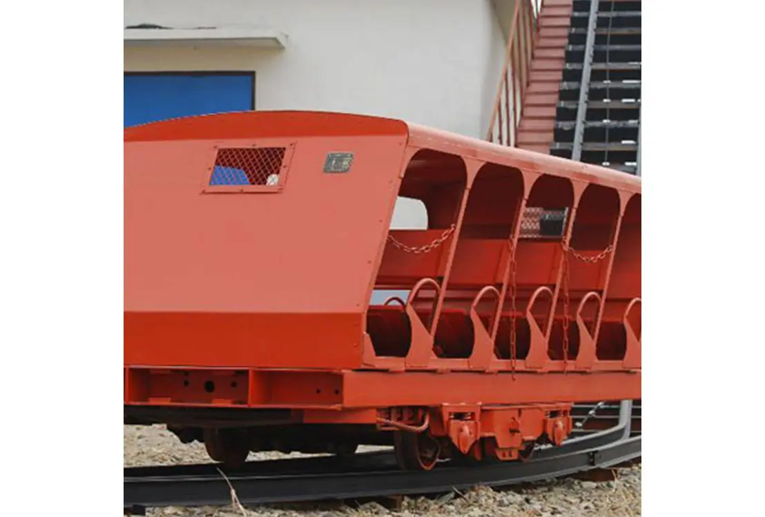 XRC型插爪式斜井人车3