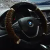 Cubierta de Volante de Coche de Piel de Conejo de Alta Calidad Rf1413 al por Mayor, Nueva Cubierta de Manija de Invierno, Accesorios de Interior de Coche