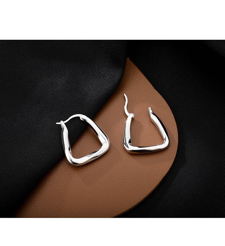 O1CN01VKBaQO1P6JyQgdDrv_!!1047