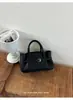 Comércio Exterior Moda Transfronteiriça Design Bolsa Feminina Nova Estilo Coreano Nicho Retro Bolsa para o Dia a Dia Bolsa de Ombro Único Transversal Tendência