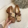 Aumento de 7 cm Zapatos Mary Jane con Flor de Camelia Vintage para Mujer 2025 Primavera Nuevos Zapatos de Ballet Franceses con Correa Cruzada