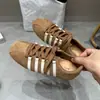 Tênis de Treino Alemão Respirável com Solado Macio Estilo Retrô Feminino 2026 Verão Novo Confortável Leve Pés Não Cansados Casual Esportivo Tênis de Prancha Forrest Gump