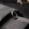 Artesanía de Chiang Mai Estilo Tailandés Hecho a Mano Puro Plata Plata Lisa Anillo de Plata Maciza con Espalda Redondeada para Hombres y Mujeres Anillo Pulido Método Antiguo Plata S925