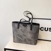 Bolsa Tote Casual de Grande Capacidade para Mulheres, Pedido Estrangeiro, Novo Modelo Primavera/Verão 2026, Bolsa de Ombro Grande com Acabamento de Luxo, Adequada para Estudantes e para o Dia a Dia