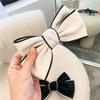 Otoño e Invierno Estilo Chanel Pinza para el Cabello con Lazo Blanco y Negro para Mujer Imitación Cachemira Clip Superior Pinza para el Cabello Celebridad de Internet Tocado Elegante Accesorios para el Cabello Japoneses y Coreanos