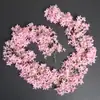 Guirlandas de flores de lilás artificiais, flores falsas, trepadeira para teto de salão de casamento, adereços de decoração para cobrir tubos de ar condicionado, paisagismo atacado