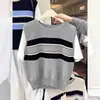 Conjunto de verano estilo coreano: Camiseta de manga corta de dos piezas falsas a rayas de albaricoque para mujer, top holgado super popular 2026 que reduce la edad