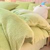 Conjunto de Cama de Veludo Coral de Quatro Peças Outono e Inverno Lençóis de Cama Capa de Edredom Flanela Veludo Leite Roupa de Cama Capa de Edredom Peluda Conjunto de Lençóis de Cama de Três Peças