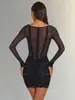 Vestido de Malla de Encaje Cuadrado Europeo y Americano para Mujer Manga Larga Transparente Hueso de Pescado Fruncido Ajustado al Cuerpo Ceñido a la Cadera Falda Corta de Chica Caliente para Discoteca