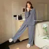 2657 # Han She Outono e Inverno Listrado Casual Solto Manga Longa Calça Longa Feminino Confortável Gola Redonda Pijama