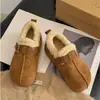 Zapatos de algodón para mujer, nuevo estilo de invierno 2026, suela gruesa, totalmente cerrados, forrados de felpa, engrosados, versátiles, casuales, cálidos y esponjosos